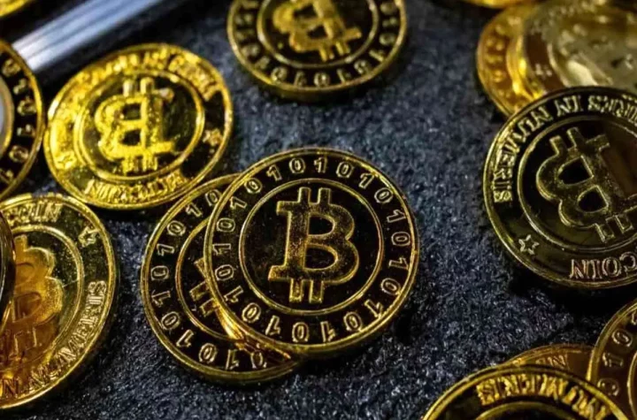 قیمت بیت کوین و 5 ارز دیجیتال مهم امروز 5 خرداد 1403