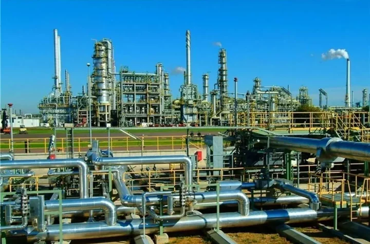 پتروشیمی جم، پتروشیمی مهر را محکوم کرد