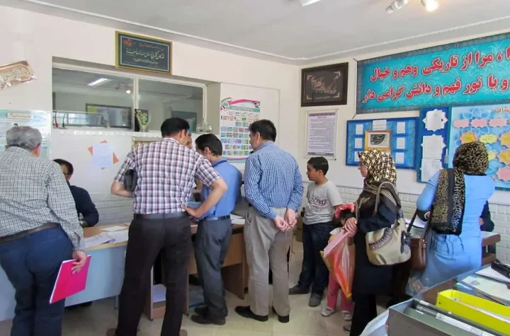 آغاز ثبت‌نام پایه هفتم؛ مدارس دولتی حق تعیین شرط ندارند