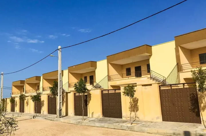 ایده اصلی مسکن‌ اجتماعی از کدام کشور وارد ایران شد؟