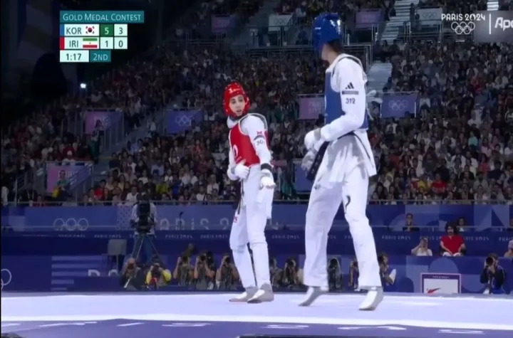 عکس الناز شاکردوست در کنار مبینا نعمت زاده و ناهید کیانی