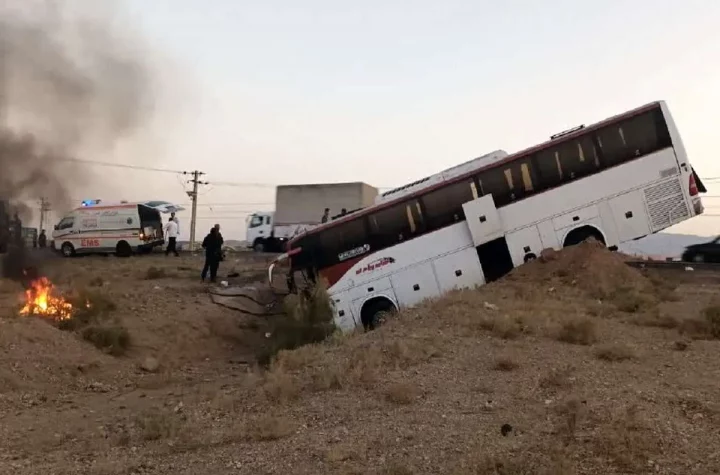 تصادف اتوبوس زائران اربعین 51 کشته و زخمی برجای گذاشت