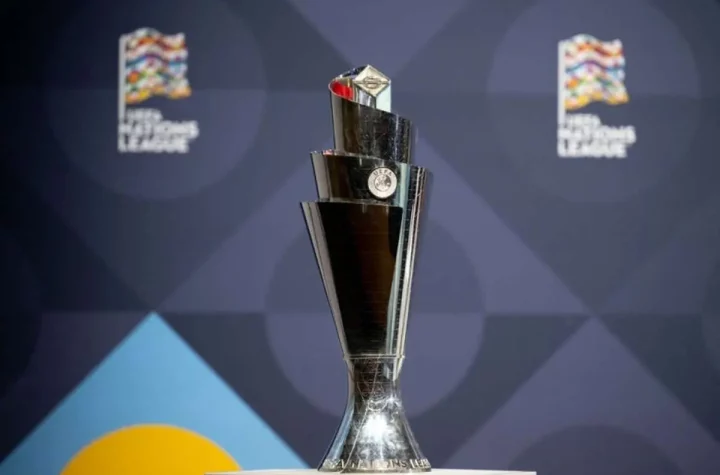 نتایج فوتبال لیگ ملت های اروپا را ببینید