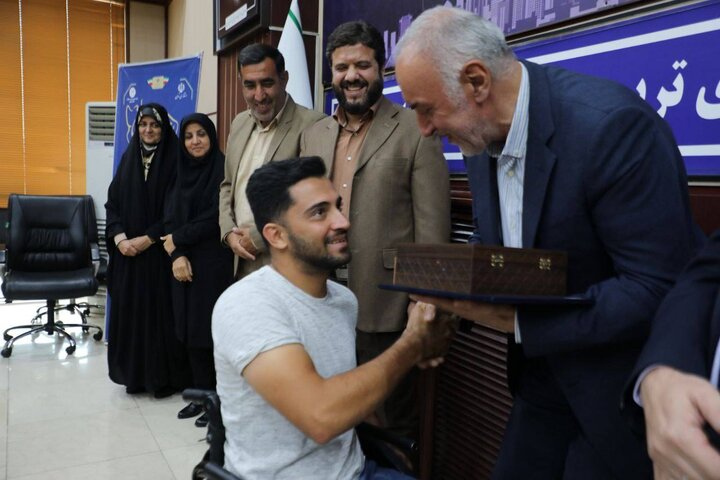 ۸مدال آور استان تهران در مسابقات المپیک و پارالمپیک۲۰۲۴تقدیر شدند - خبردار 15 مدال آور استان تهران در مسابقات المپیک و پارالمپیک ۲۰۲۴تقدیر شدند