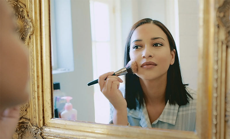 راهنمای انتخاب کرم پودر مناسب برای پوست خشک