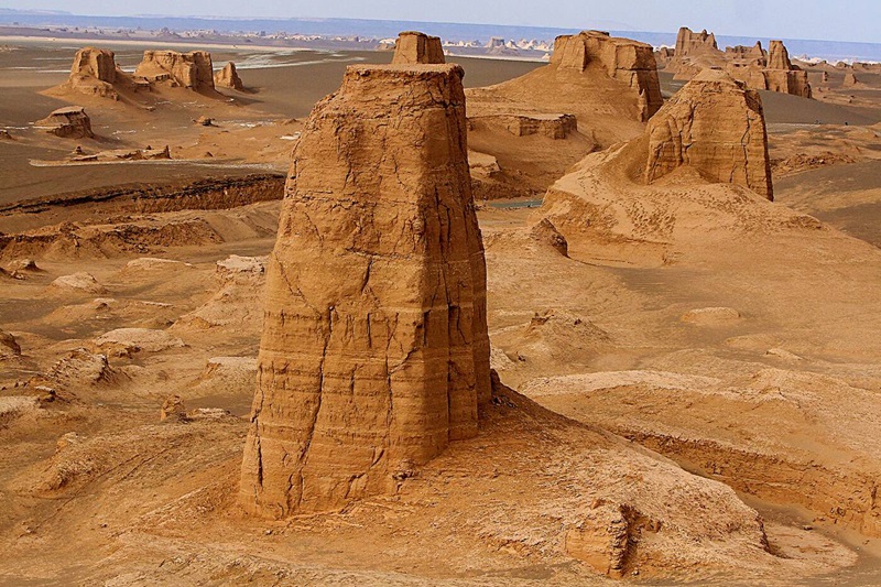 کویر ریگ جن کجاست؟