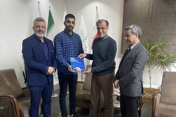 تقدیر رئیس کمیته المپیک از بازیکن اسکواش ایران - خبرگزاری مهر | اخبار ایران و جهان