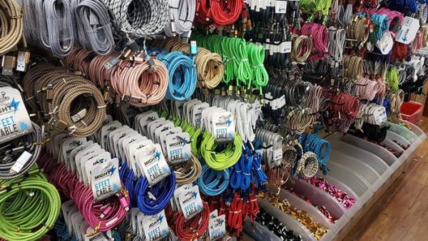 اشتباهات رایج در تامین لوازم جانبی موبایل عمده_خبردار 20 فروش عمده لوازم جانبی موبایل با چک