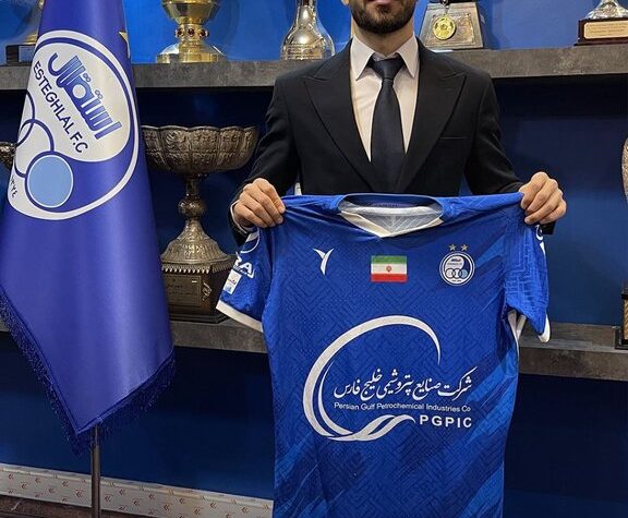 ماشاریپوف قراردادش با استقلال را تمدید کرد