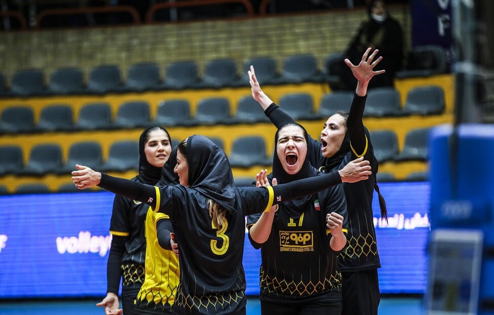 پیروزی تیم والیبال فولاد مقابل هوران در لیگ بانوان - خبرگزاری مهر | اخبار ایران و جهان