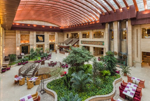 هتل‌های لاکچری مشهد که سلبریتی‌ها انتخاب می‌کنند