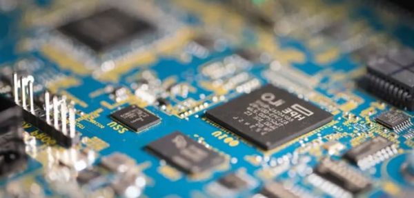 مزایای خرید سرور HP DL380 Gen10 - بازدید قابلیتها_خبردار 5 تراشه HPE iLO 5.0