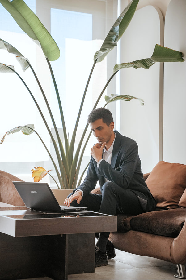 مخترع ایرانی مبین اصغرنژادطهرانی فاتح جوایز بین المللی یکی پس از دیگری