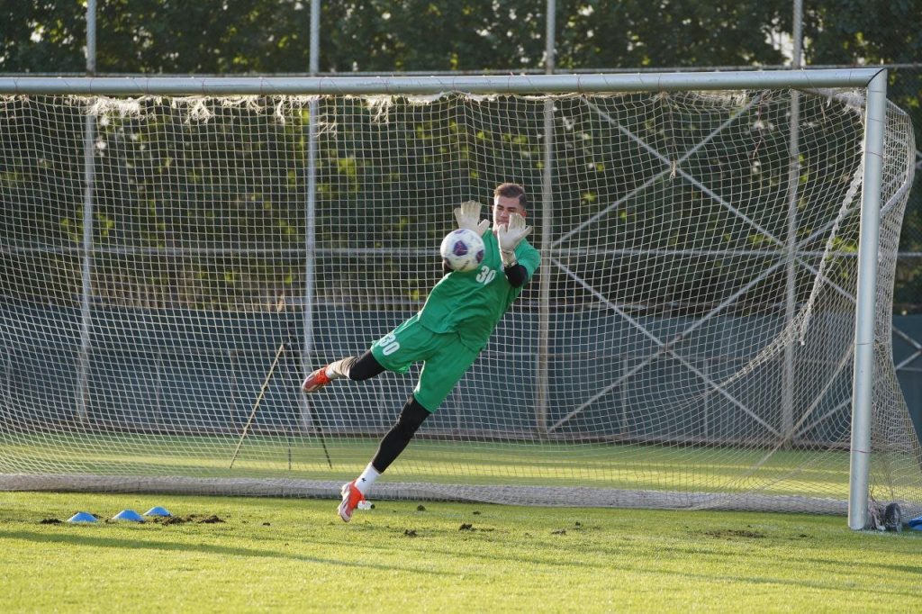 مخالفت دروازه‌بان تیم ملی فوتبال ایران با پیشنهاد استقلال - خبرگزاری مهر | اخبار ایران و جهان