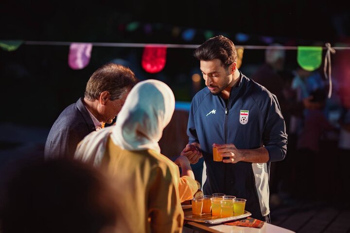 پویش «مهمونی ده کیلومتری غدیر» به اردوی تیم ملی فوتبال رسید