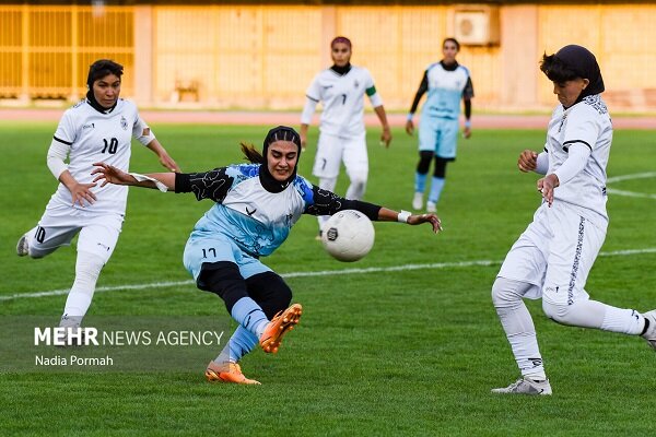 بحران پنهان در فوتبال بی‌بضاعت زنان/ تعهدات مالی باشگاه‌ها خاک می‌خورد - خبرگزاری مهر | اخبار ایران و جهان