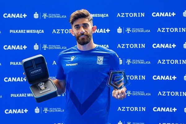 قلی زاده جایزه بهترین بازیکن ماه لهستان را دریافت کرد + عکس