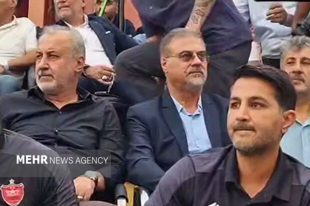 مهمانان ویژه در دربی استقلال و پرسپولیس + عکس و فیلم - خبرگزاری مهر | اخبار ایران و جهان