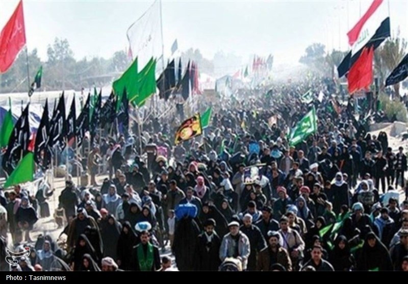 عرضه ویژه کتاب‌های درگوشی برای پیاده‌روی اربعین