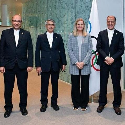 دعوت خسروی‌وفا از رئیس IOC برای سفر به ایران