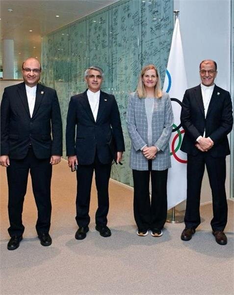 دعوت خسروی‌وفا از رئیس IOC برای سفر به ایران
