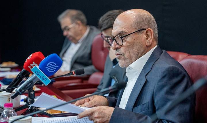 تداوم قیمت‌گذاری دستوری پدر تولیدکنندگان دارو را درآورده است