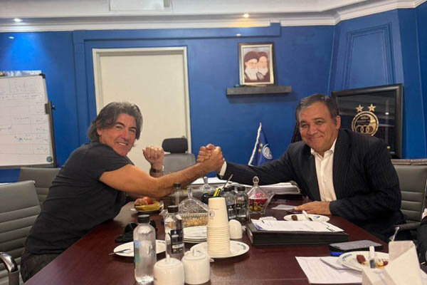 یک دلال بازیکن مصدوم به استقلال انداخت/ مسئولان اسیر فضای مجازی شدند - خبردار 9 مظلومی: یک دلال بازیکن مصدوم به استقلال انداخت/ مسئولان اسیر فضای شدند