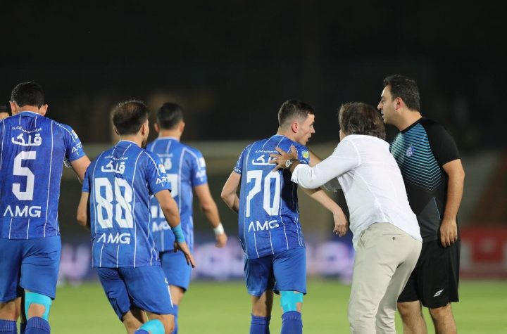 تشویق ساپینتو توسط استقلالی‌ها و نکته برداری سرمربی الوحدات - خبرگزاری مهر | اخبار ایران و جهان