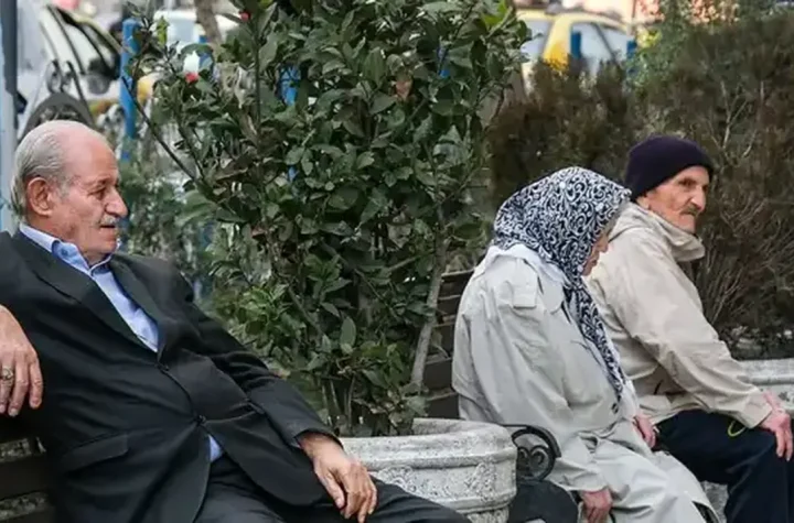 صدور فیش حقوقی مهرماه بازنشستگان تأمین اجتماعی