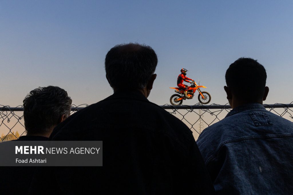 مسابقه موتور کراس قهرمانی کشور