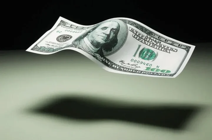 قیمت دلار توافقی امروز یکشنبه 2 آذر 1404 / حواله ۲ پله بالا رفت