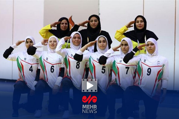 همخوانی دختران گلبال ایران در امارات به افتخار «ایران» - خبرگزاری مهر | اخبار ایران و جهان
