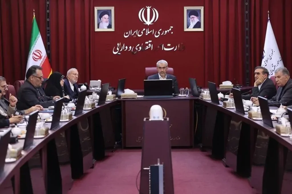 اعلام آمادگی وزارت اقتصاد برای واگذاری مدیریت مرزها به وزارت راه